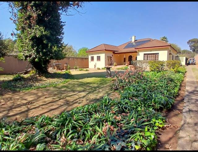3 BEDROOM HOUSE FOR SALE IN LAMBTON